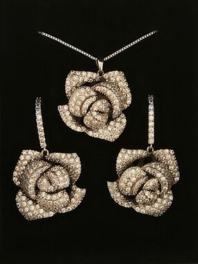 Swarovski Clear Crystal Rose Pendant and Drop Earrings Set
